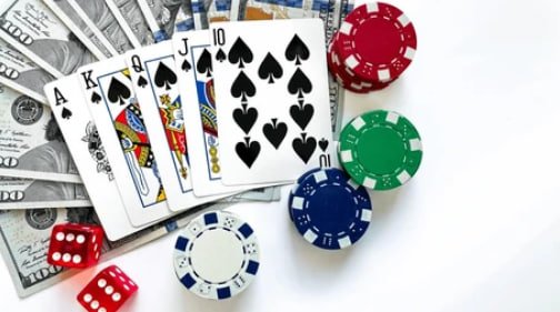 Layar awal aplikasi popotogel menampilkan opsi pasar sportsbook dan live casino
